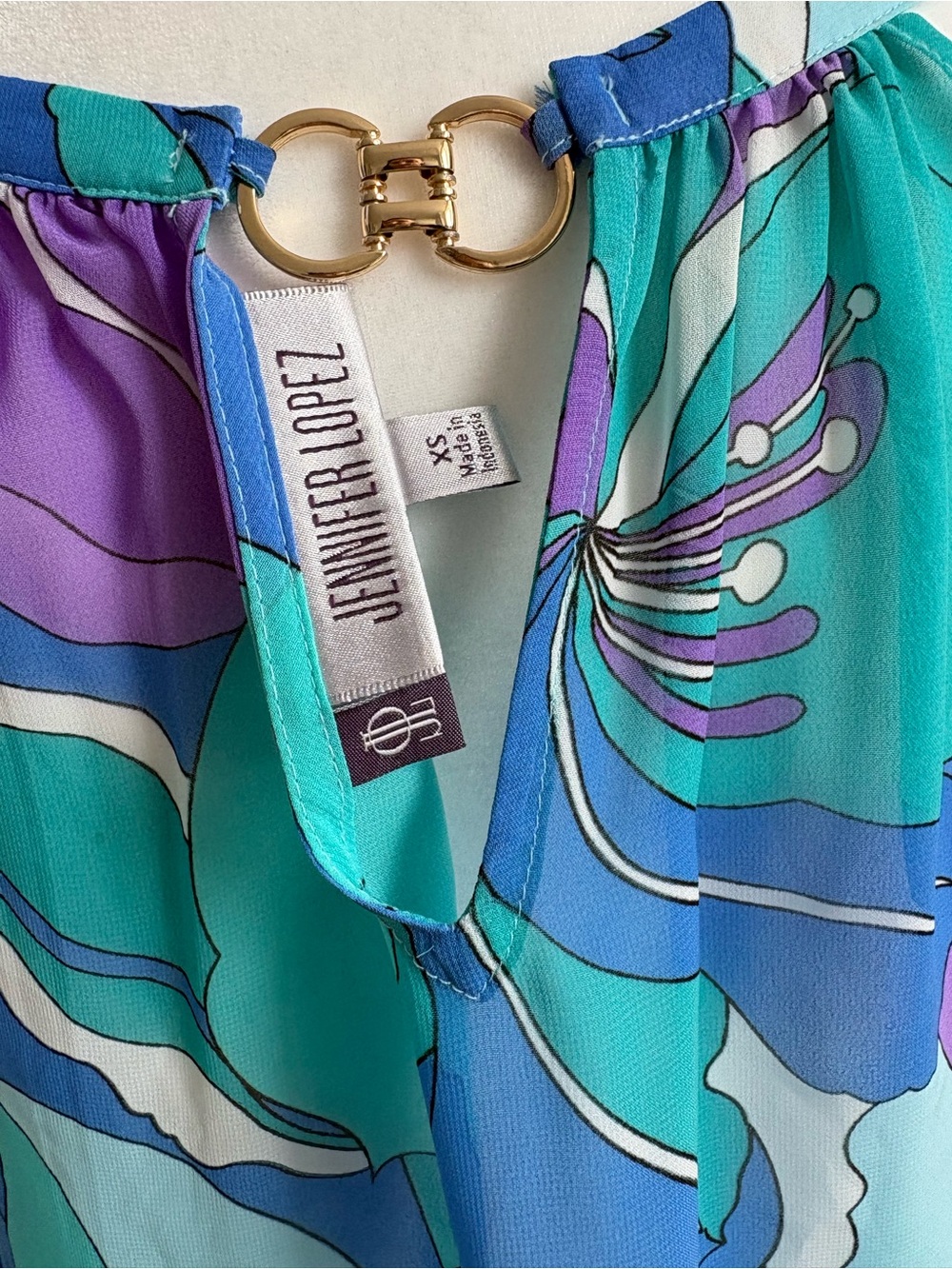 Jennifer Lopez Turquoise Blue Purple Floral Print Top with Gold Ring Detail - Picture 5 of 5